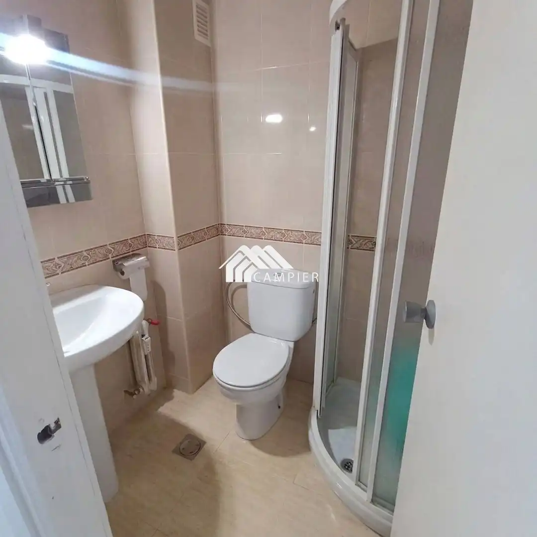 Badezimmer von Wohnung zum Verkauf in Albacete mit Heizung, Möbliert und Balkon