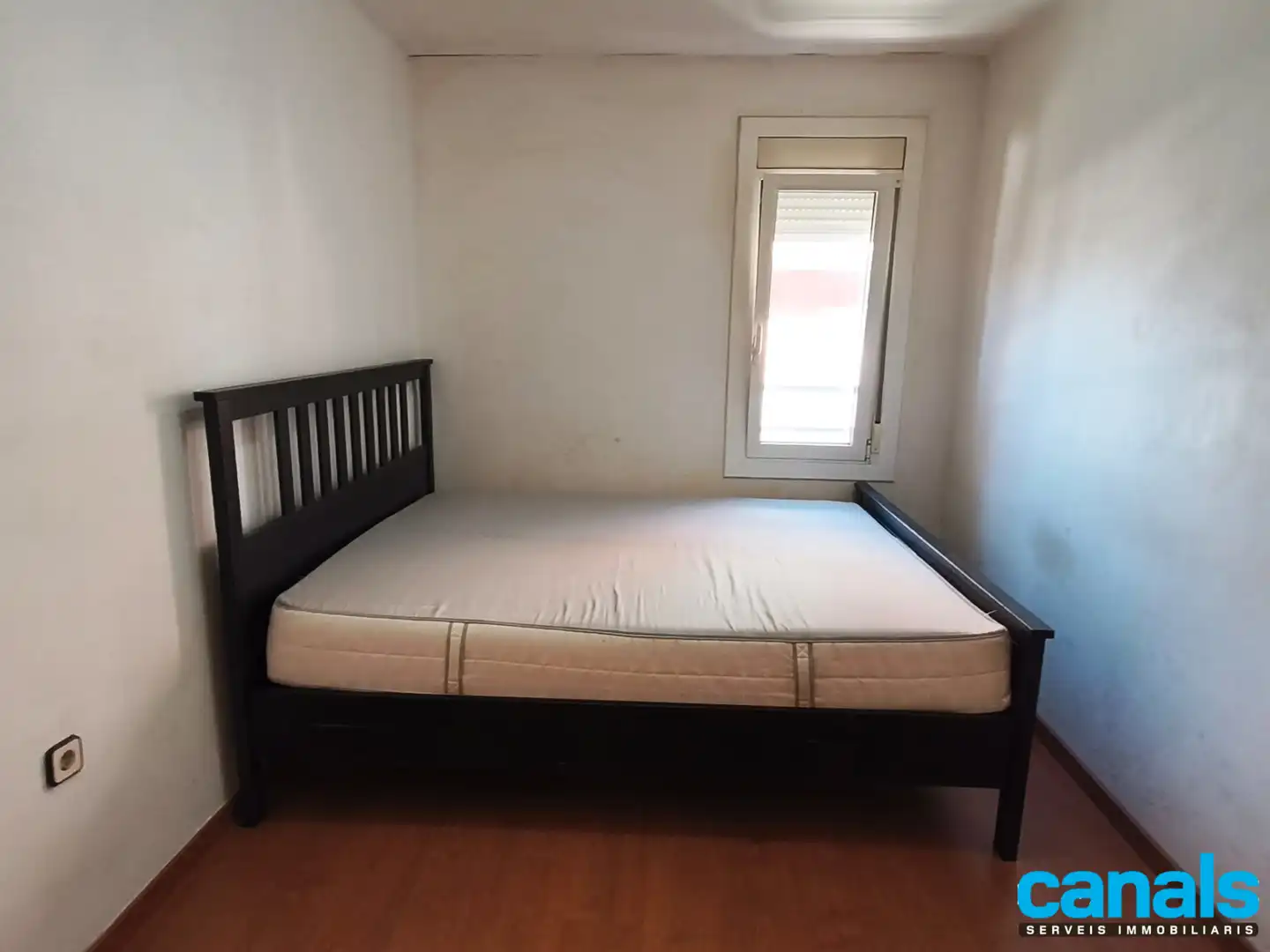 Habitación de Piso en venta en Cerdanyola del Vallès con Aire acondicionado, Parquet y Horno