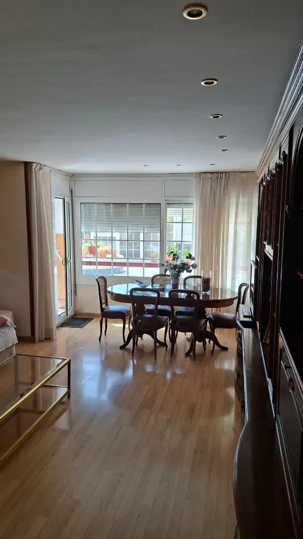 Dining room of Flat for sale in Cornellà de Llobregat  with Air Conditioner, Terrace and Furnished