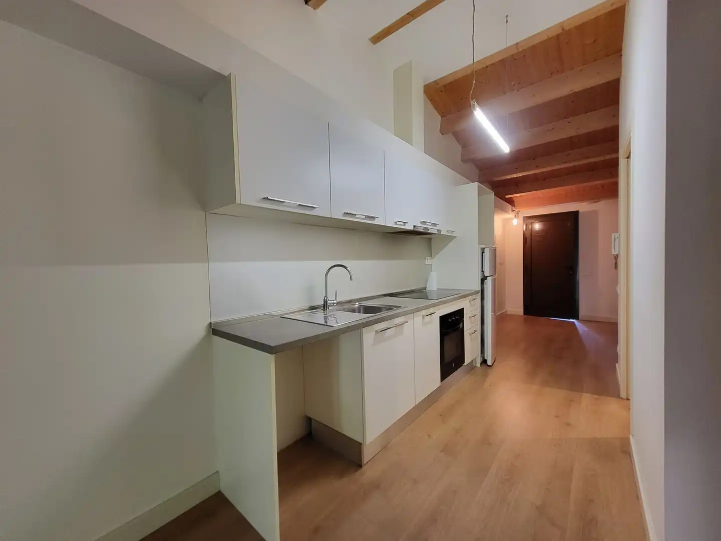 Cocina de Estudio en venta en Nucli Urbà  