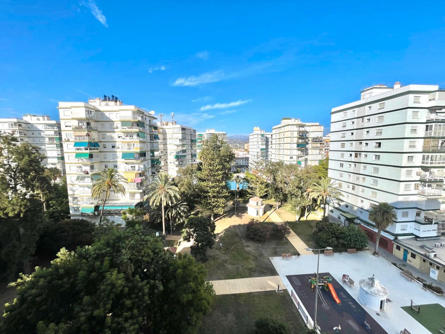 Exterior view of Apartment for sale in Vélez-Málaga  with Terrace and Community pool