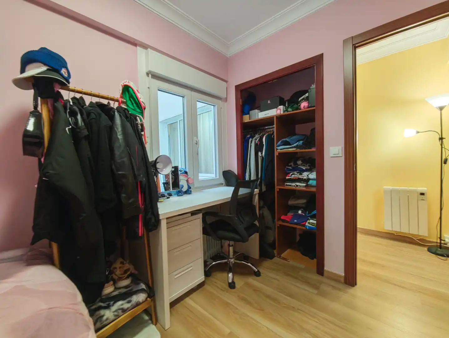 Schlafzimmer von Wohnung zum Verkauf in Ferrol mit Heizung, Möbliert und Waschmaschine