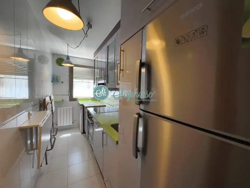 Cocina de Piso en venta en Torrecaballeros con Calefacción y Internet