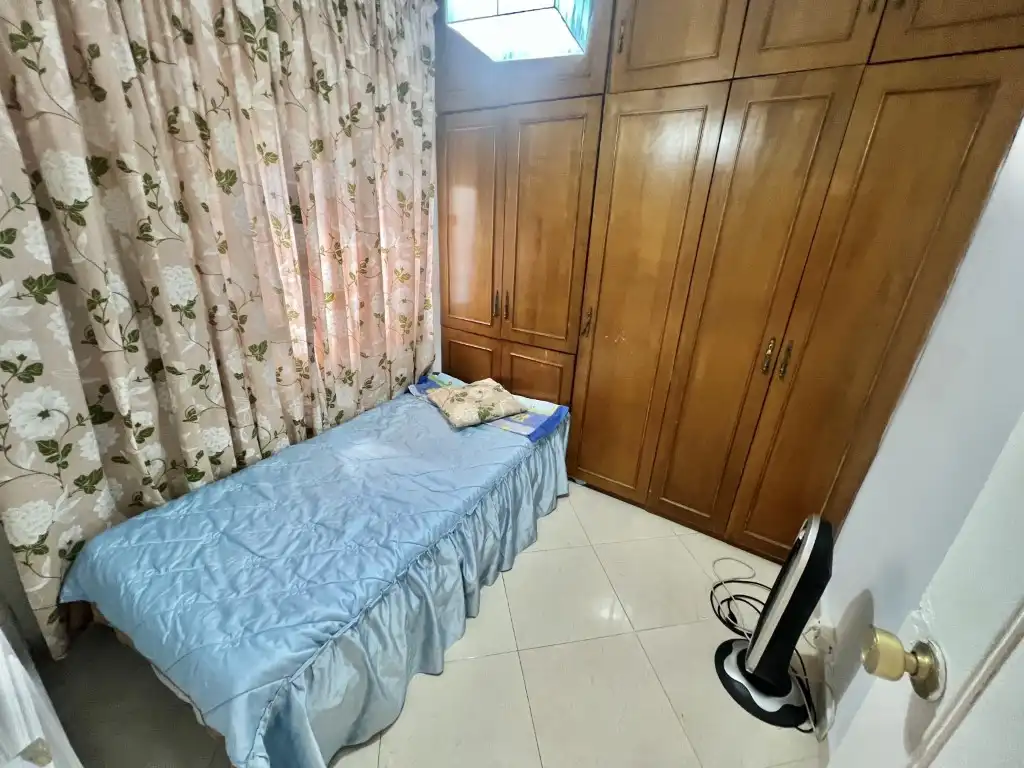 Habitación de Piso en venta en Dos Hermanas