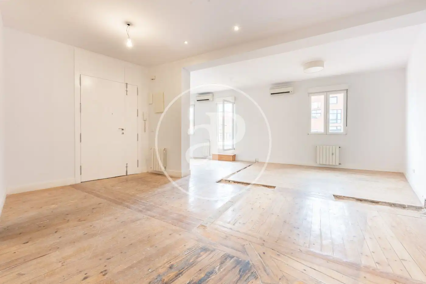 Vista exterior de Ático en venta en Madrid con Aire acondicionado, Calefacción y Terraza