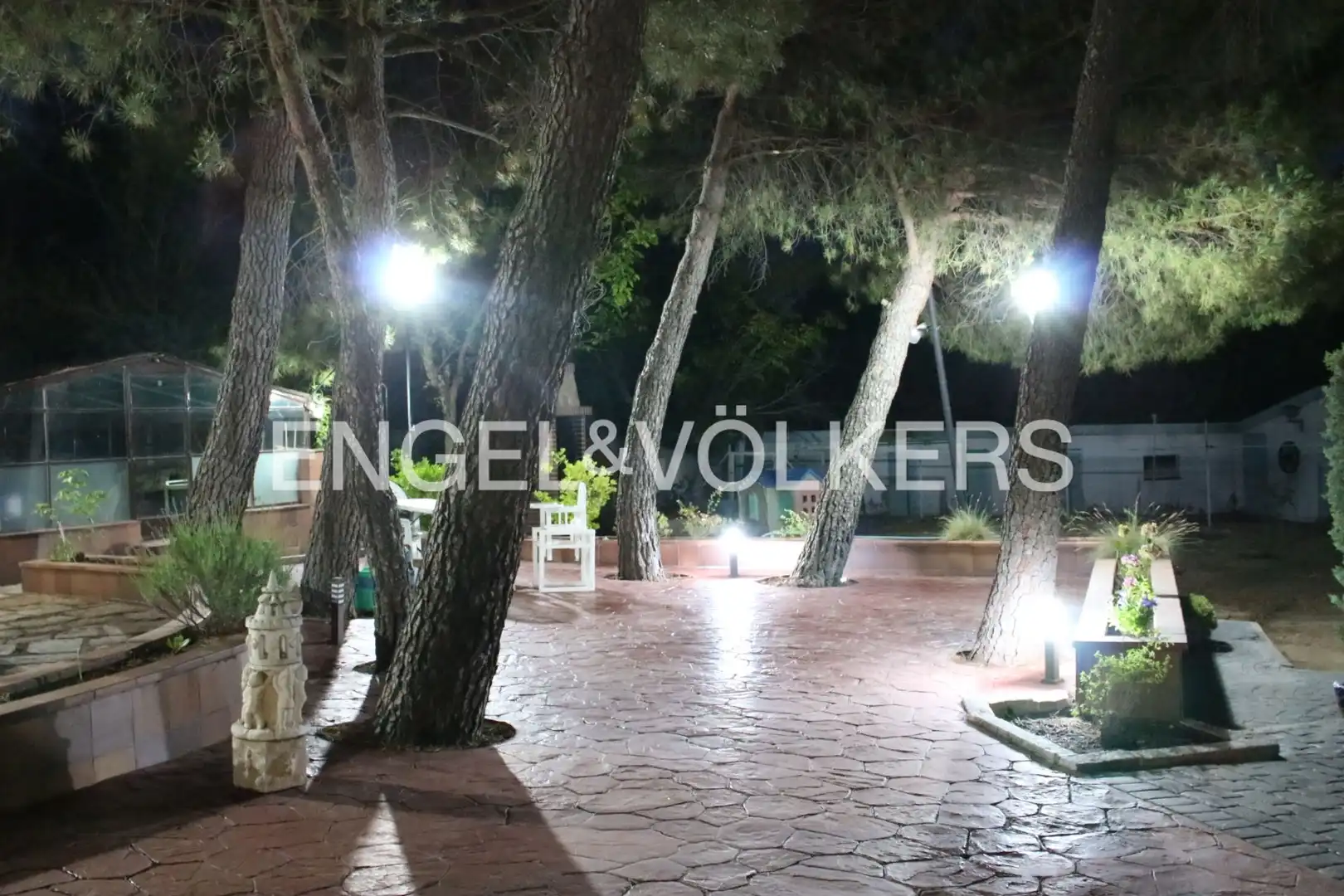 Terraza de Casa o chalet en venta en Cabanillas de la Sierra con Calefacción, Jardín privado y Piscina