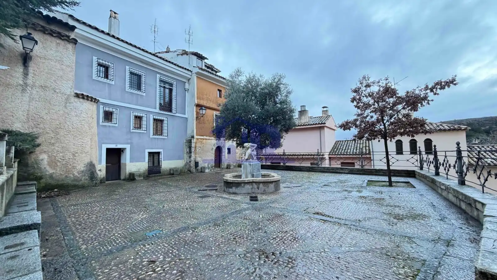Vista exterior de Piso de alquiler en Cuenca con Calefacción, Terraza y Amueblado