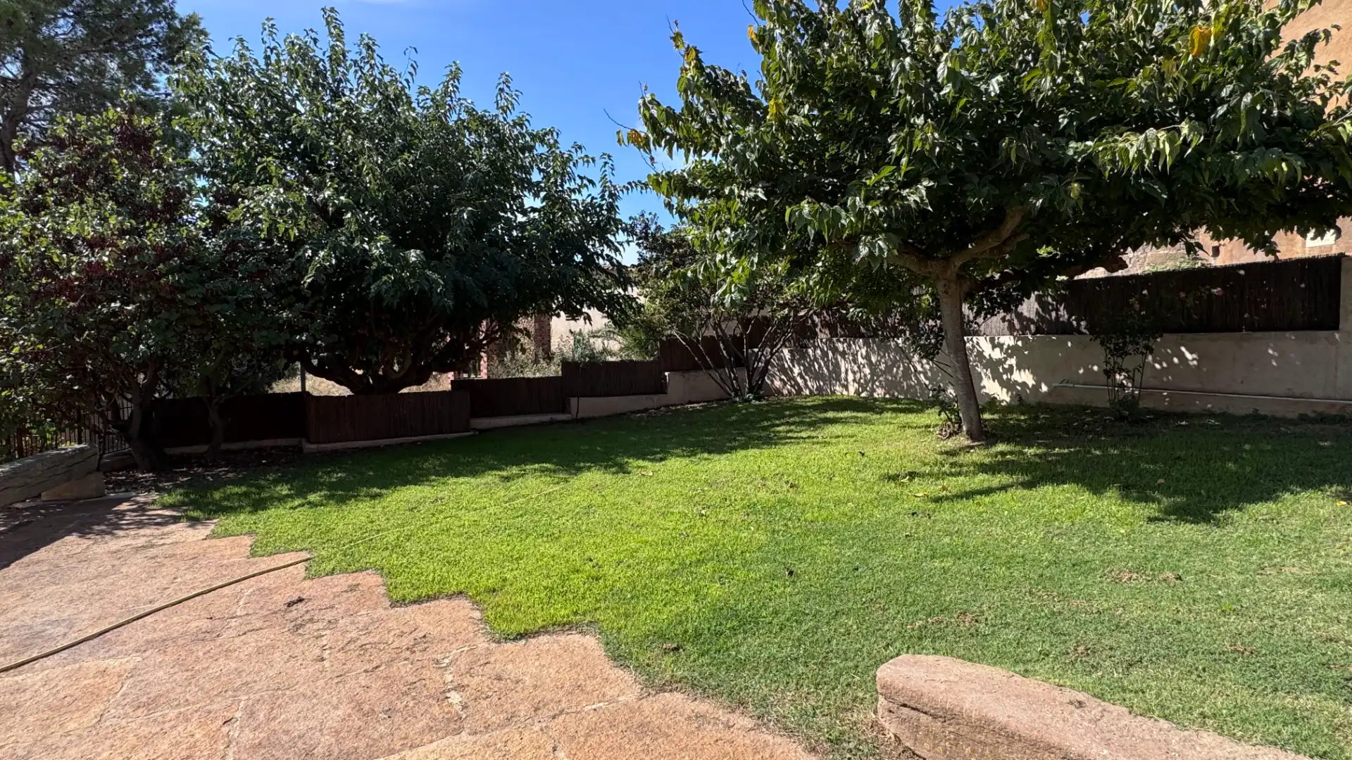 Casa rústica amb terrassa en venda a Camí dels Valls 1, imagen 4