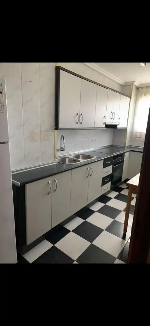 Cocina de Piso de alquiler en Jaén con Aire acondicionado, Calefacción y Amueblado