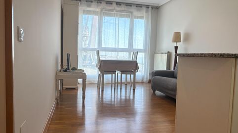 Foto 4 de Apartamento de alquiler en Calle la Peña, El Natahoyo, Gijón