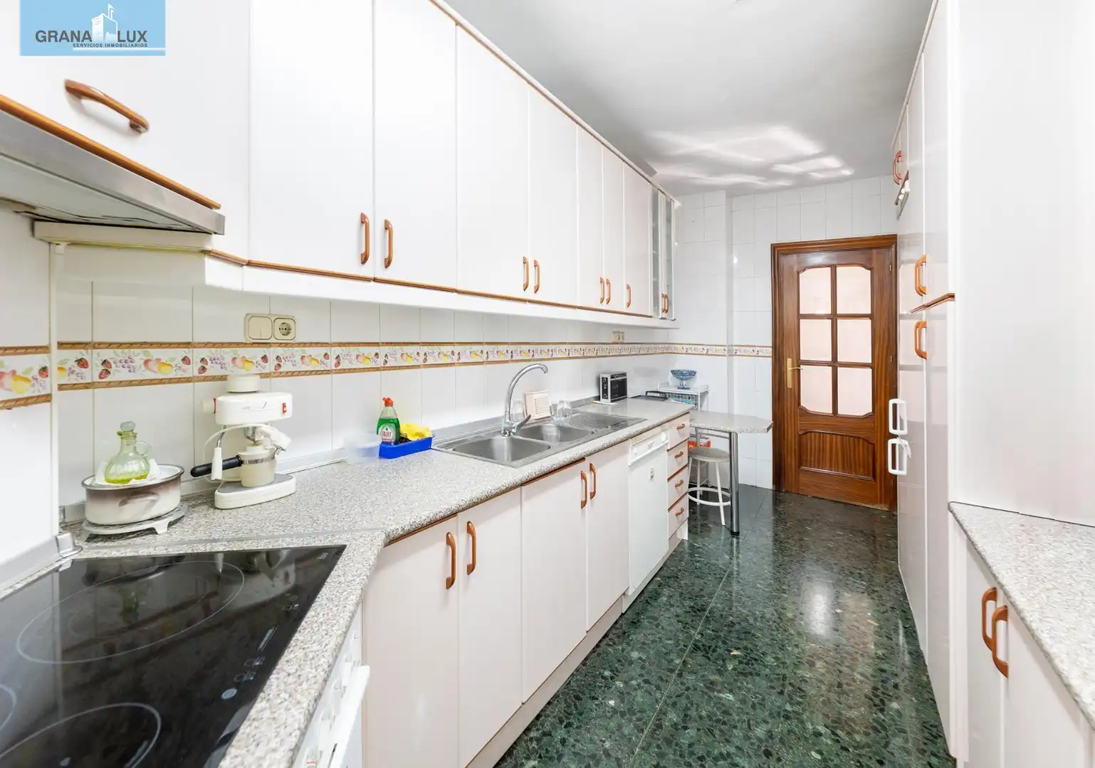 Flat with terrace for sale in Calle DOCTOR ADELARDO MORA, imagen 13