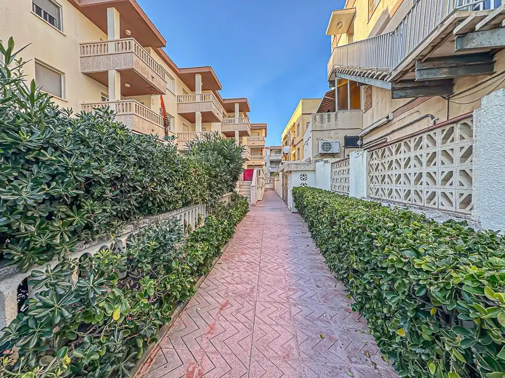 Flat with terrace for sale in Carrer Girona 9, imagen 9