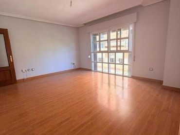 Piso con ascensor en venta en Valdepasillas - La Paz - Huerta Rosales