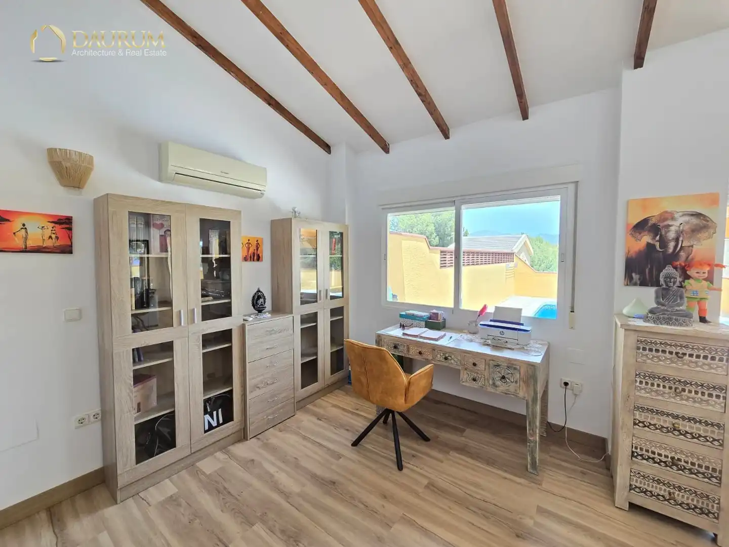 Casa aparellada amb piscina en venda a OROVAL, imagen 7