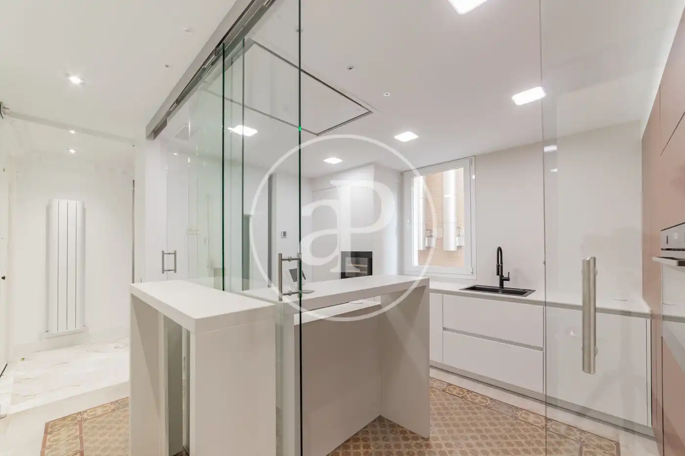Cocina de Piso de alquiler en Madrid con Aire acondicionado, Calefacción y Terraza