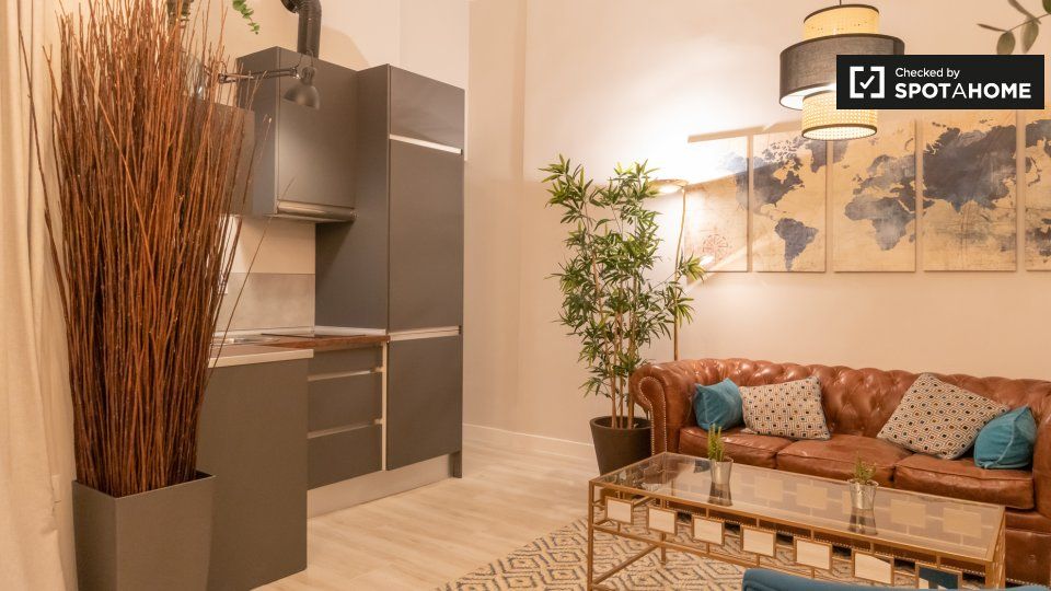 Flat to rent in Bellas Vistas