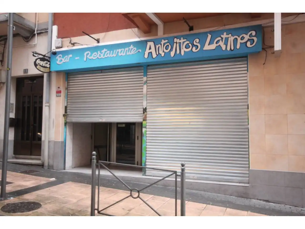 Business premises for sale in Calle Juan Arana (Bar Tranche) 13, imagen 2