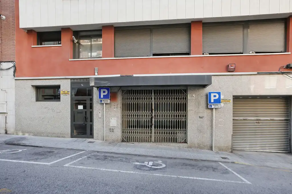 Local comercial en venta en MILA I FONTANALS, imagen 3