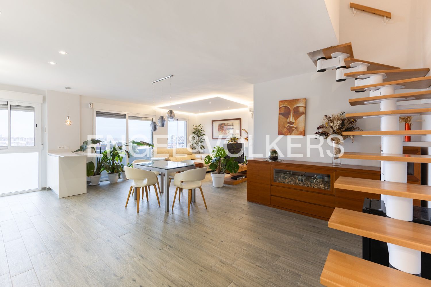 Dining room of Attic to rent in  Valencia Capital  with Air Conditioner, Heating and Terrace