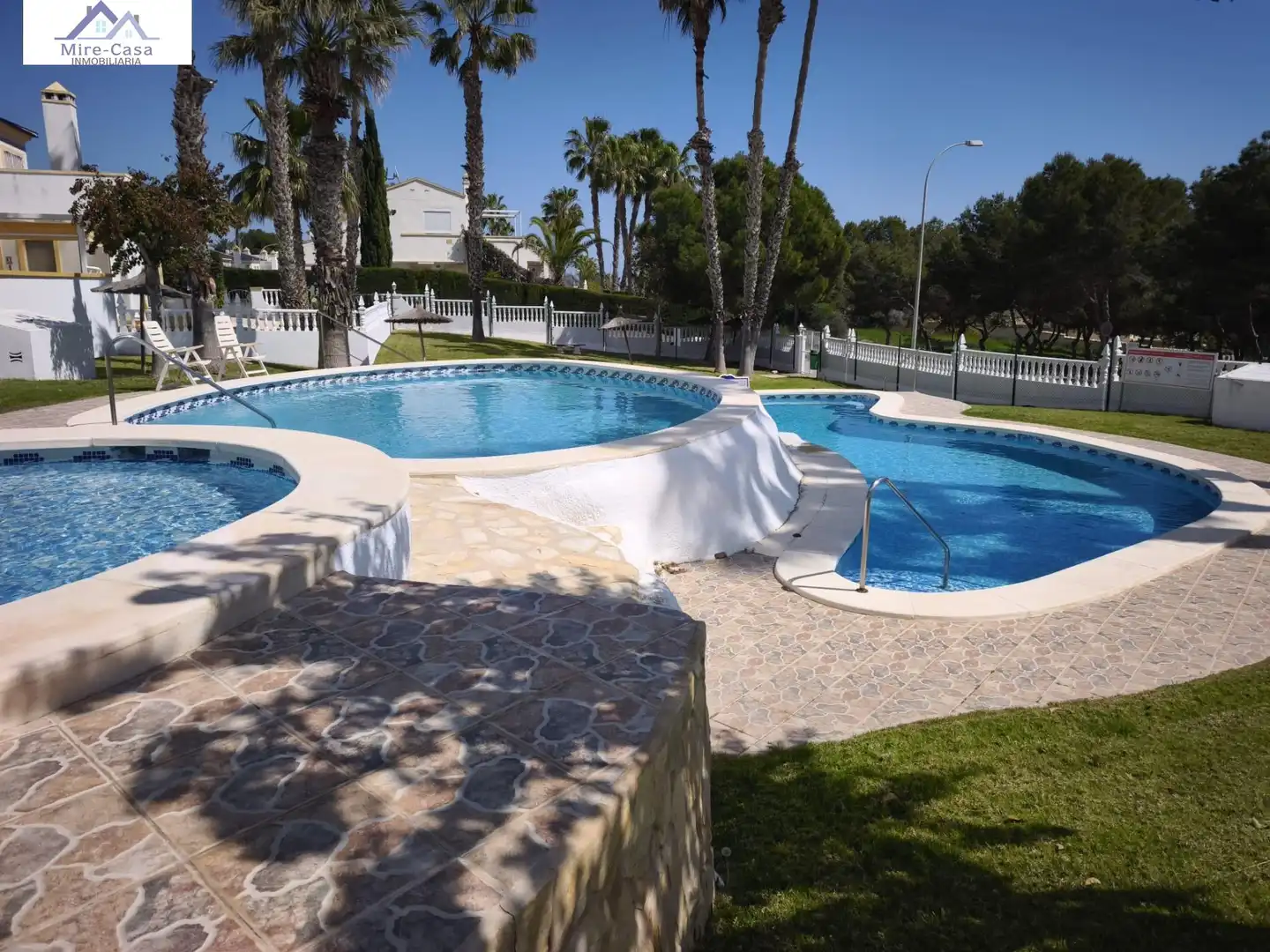 Bungalow with pool for sale in Molins - Campaneta - San Bartolomé