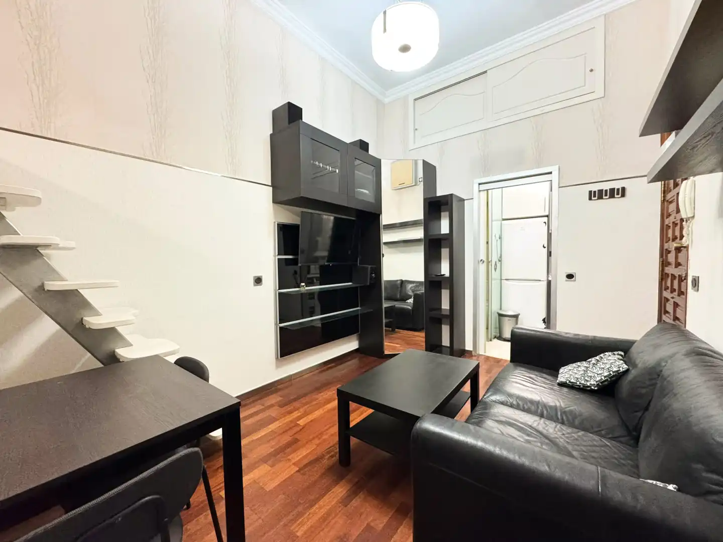 Sala d'estar de Pis en venda en Madrid amb Aire condicionat, Calefacció i Moblat