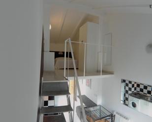 Study to rent in Puerta del Ángel