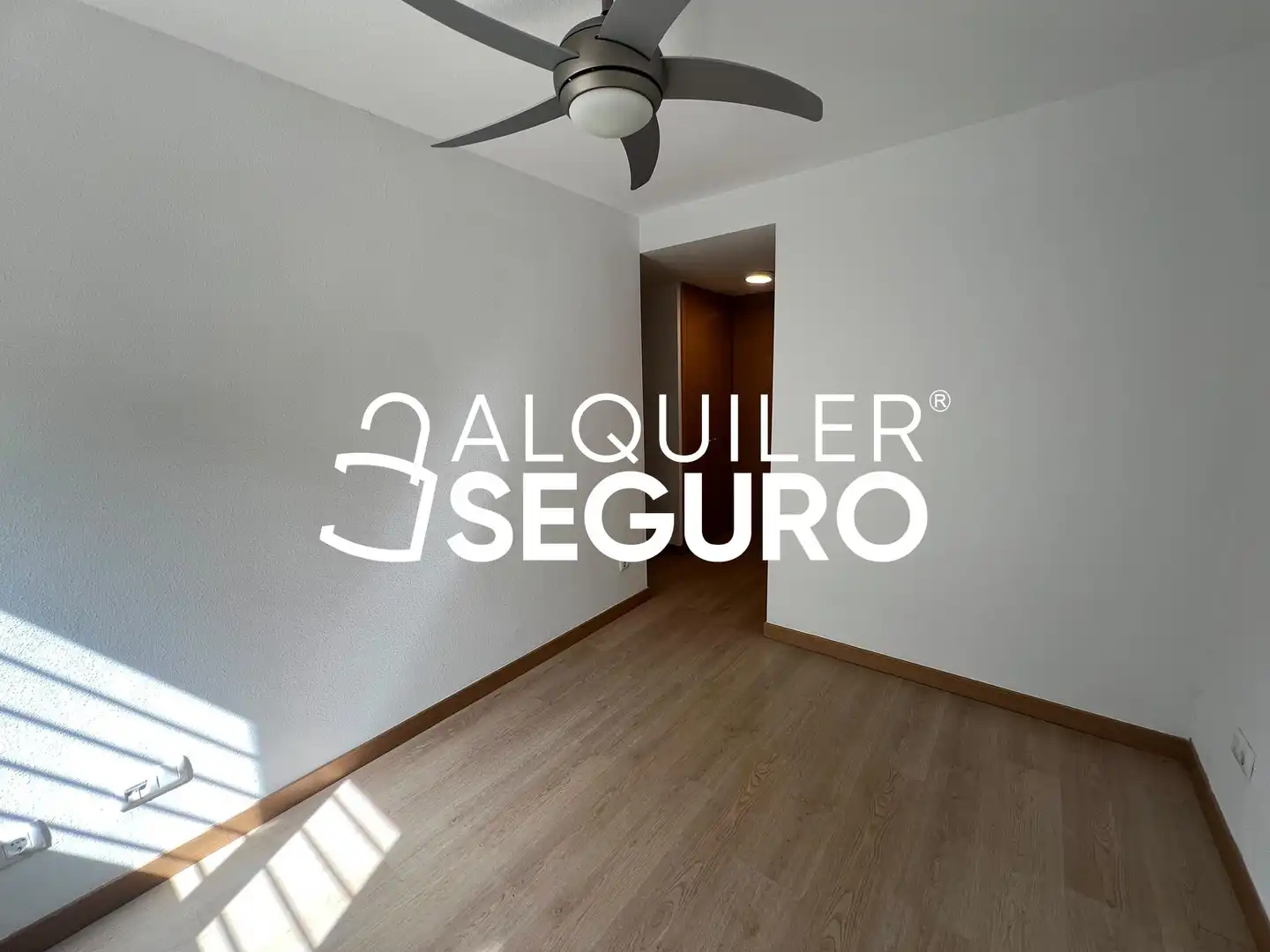 Bedroom of Flat for rent in San Sebastián de los Reyes  with Air Conditioner, Heating and Terrace