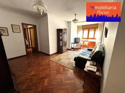 Living room of Flat for sale in Aranda de Duero  with Heating, Terrace and Storage room