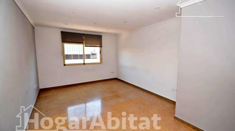 Photo 3 of Flat for sale in Calle Nou D'octubre, Llaurí, Valencia