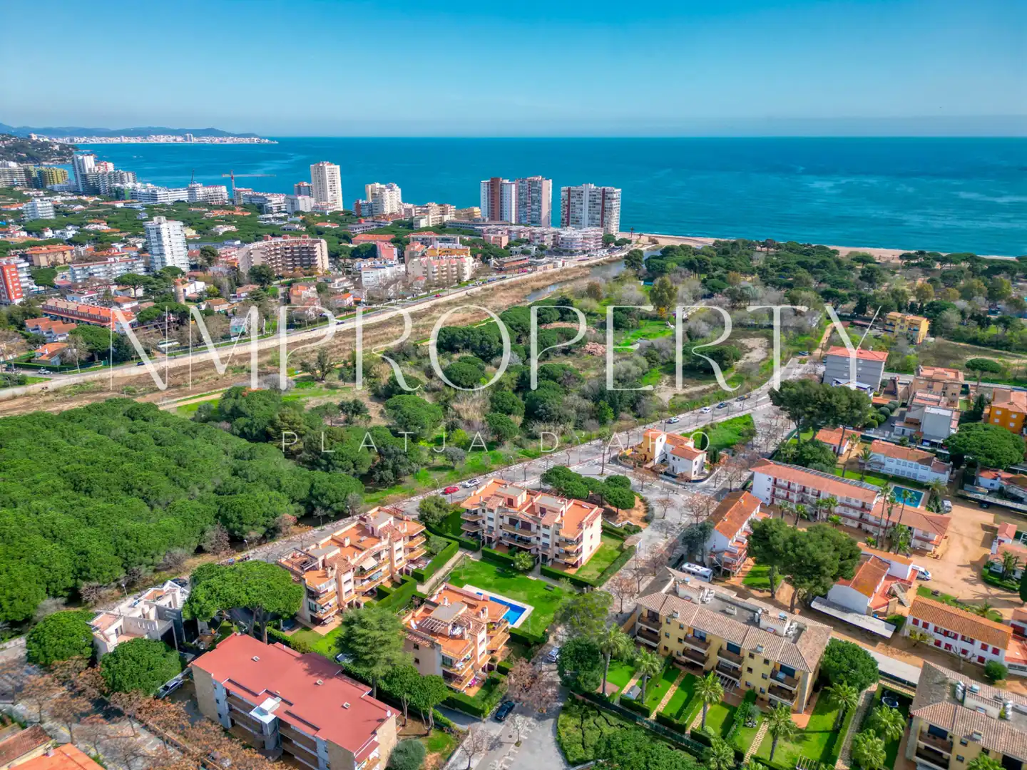 Vista exterior de Àtic en venda en Castell d'Aro, Platja d'Aro i s'Agaró amb Calefacció, Terrassa i Forn