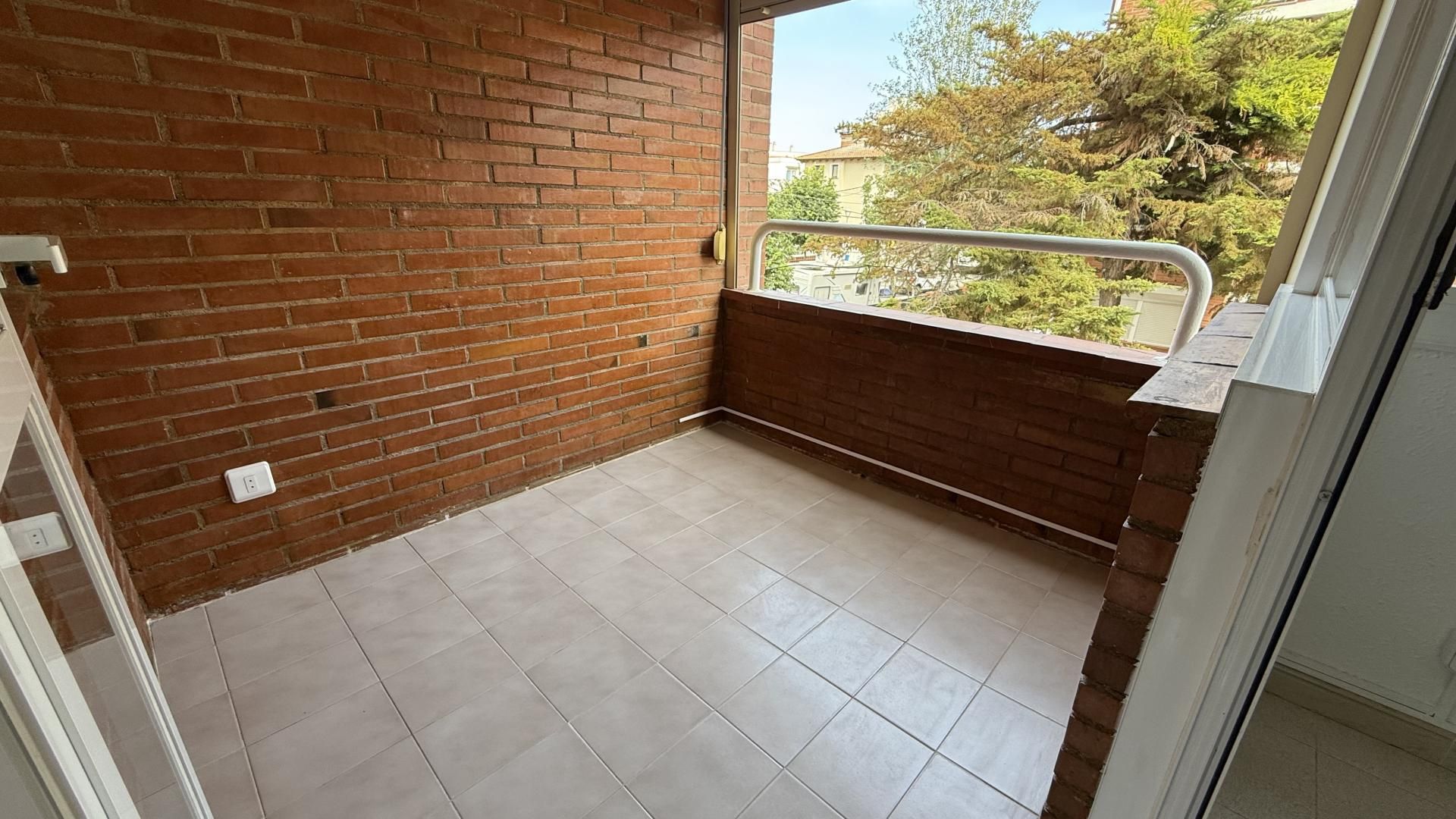 Balcony of Apartment for sale in Vilanova i la Geltrú  with Private garden, Swimming Pool and Oven
