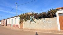 Vista exterior de Casa o xalet en venda en Fuente Álamo de Murcia amb Calefacció, Jardí privat i Terrassa