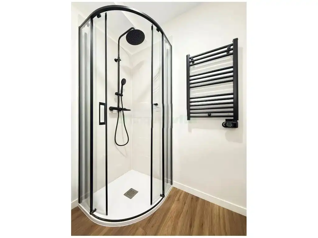 Baño de Piso en venta en Pineda de Mar