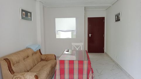 Foto 3 de Piso de alquiler en Cruz Roja, Sevilla Capital