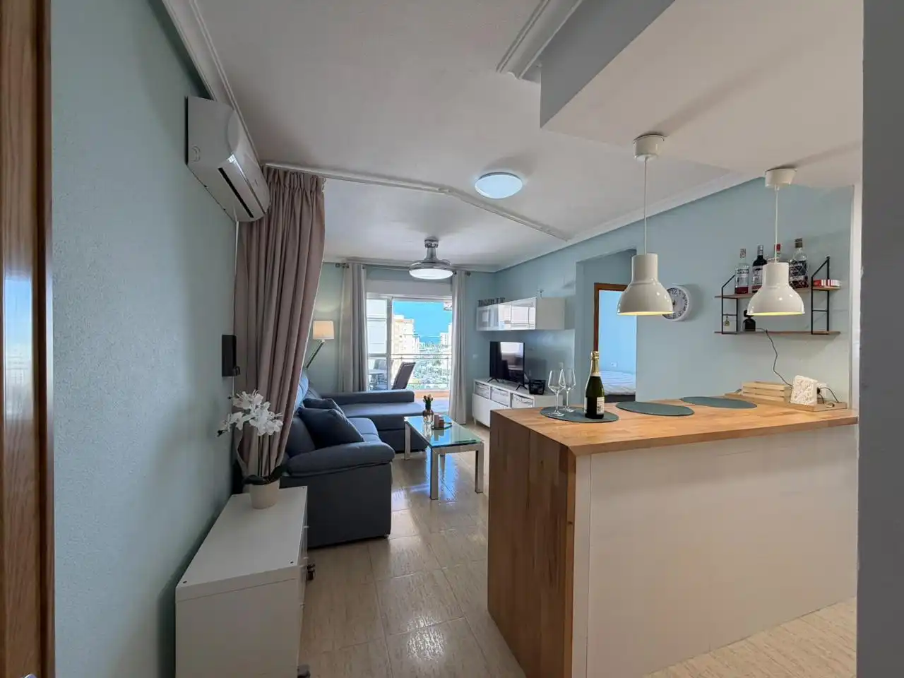Sala de estar de Apartamento en venta en La Manga del Mar Menor con Aire acondicionado, Jardín privado y Terraza