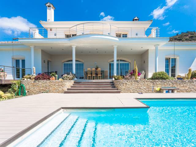 Casa-chalet en Venta en Pau