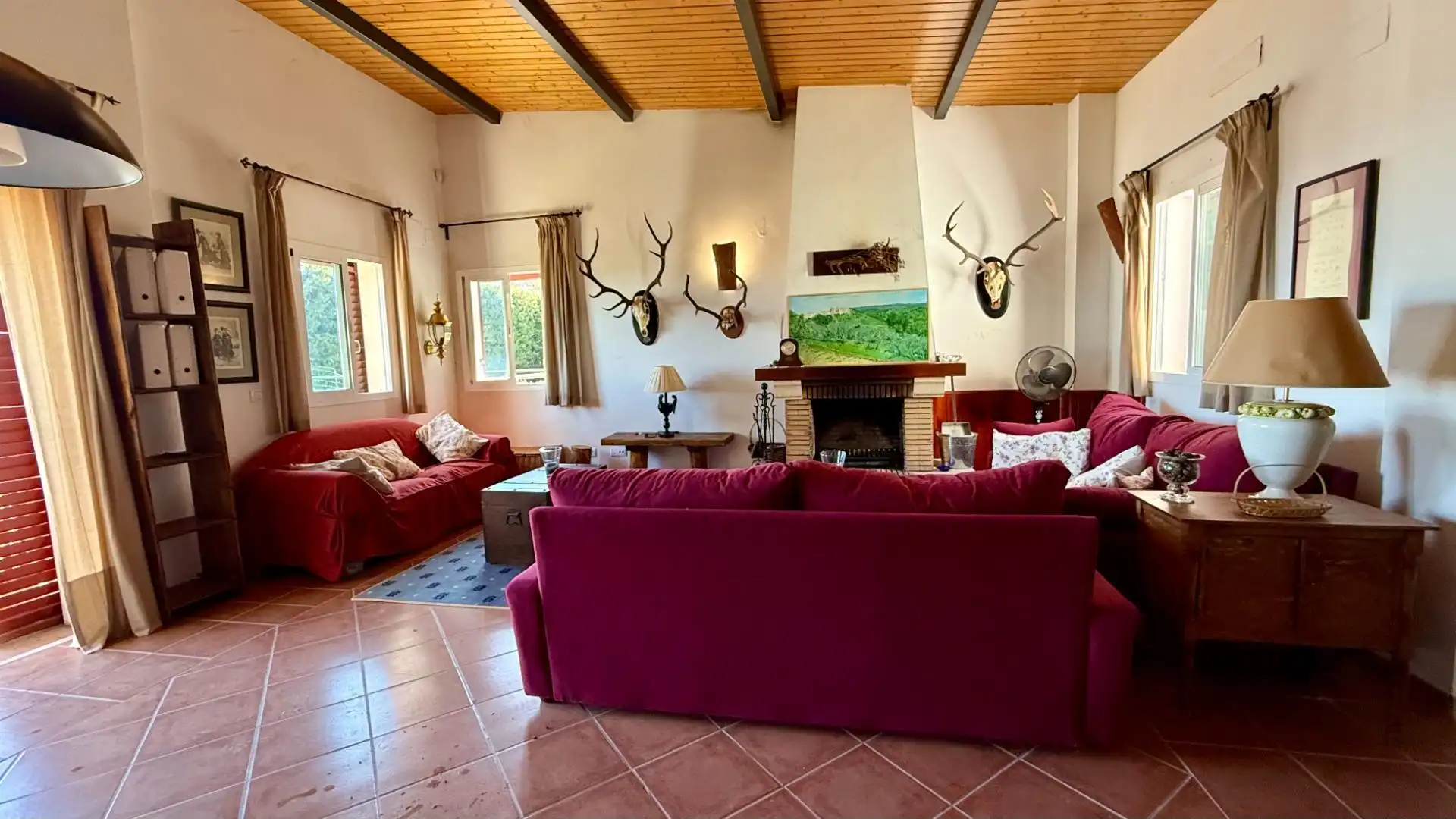 Detached house with pool for sale in El Castillo de las Guardas, imagen 5