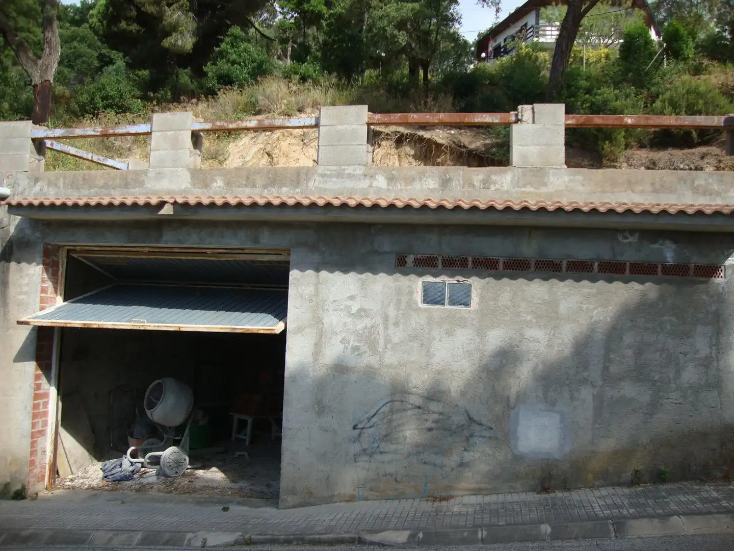 Vista exterior de Garaje en venta en Sant Cebrià de Vallalta
