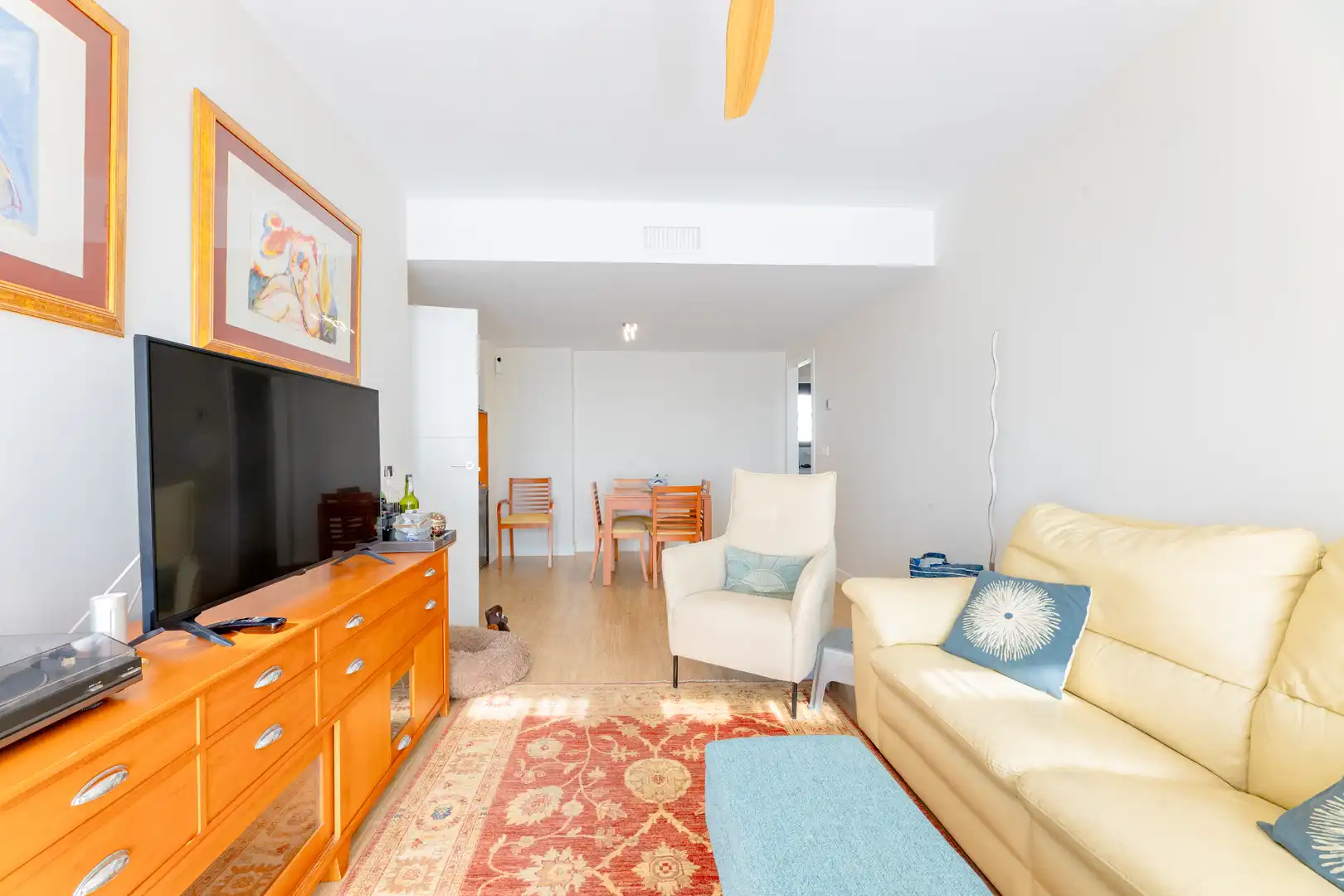 Sala de estar de Piso en venta en Valencia con Trastero, Piscina y Balcón