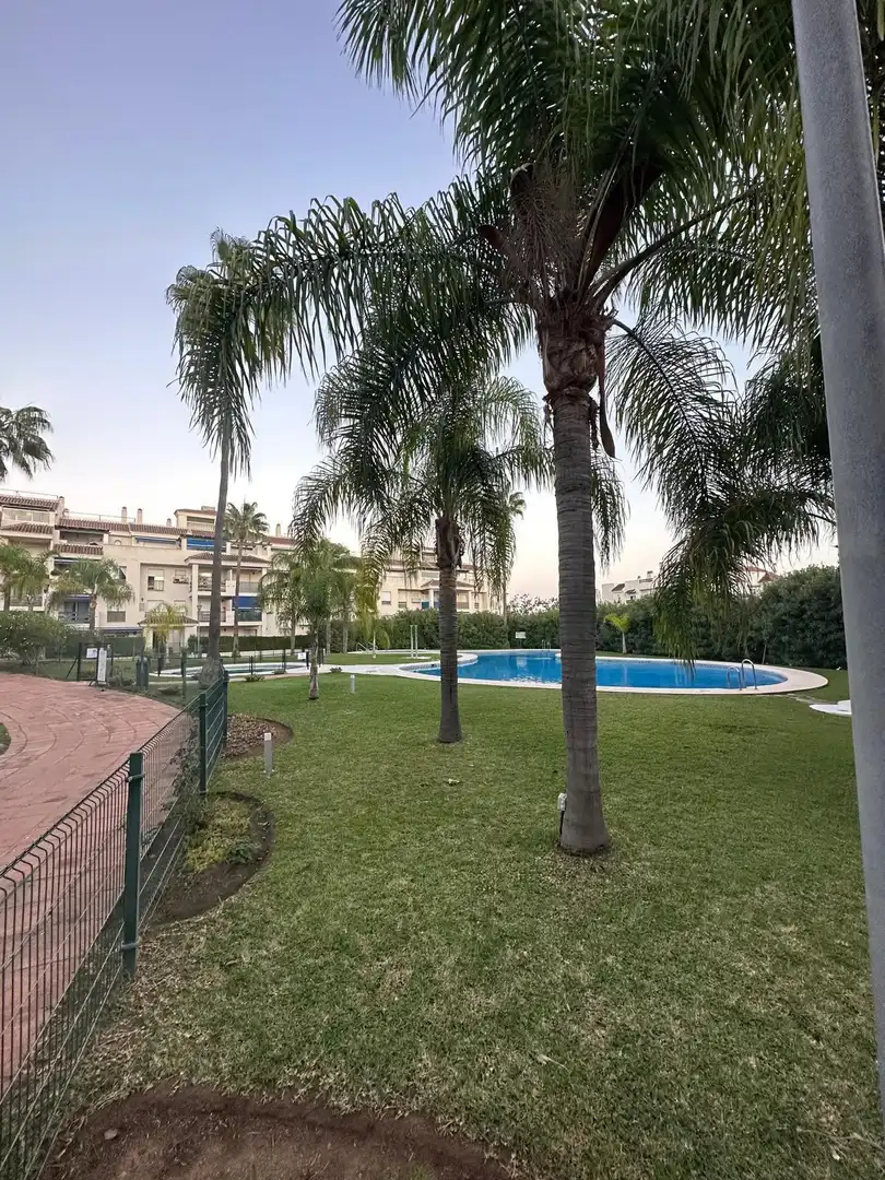 Habitatge amb piscina en venda a Nueva Andalucía, imagen 5