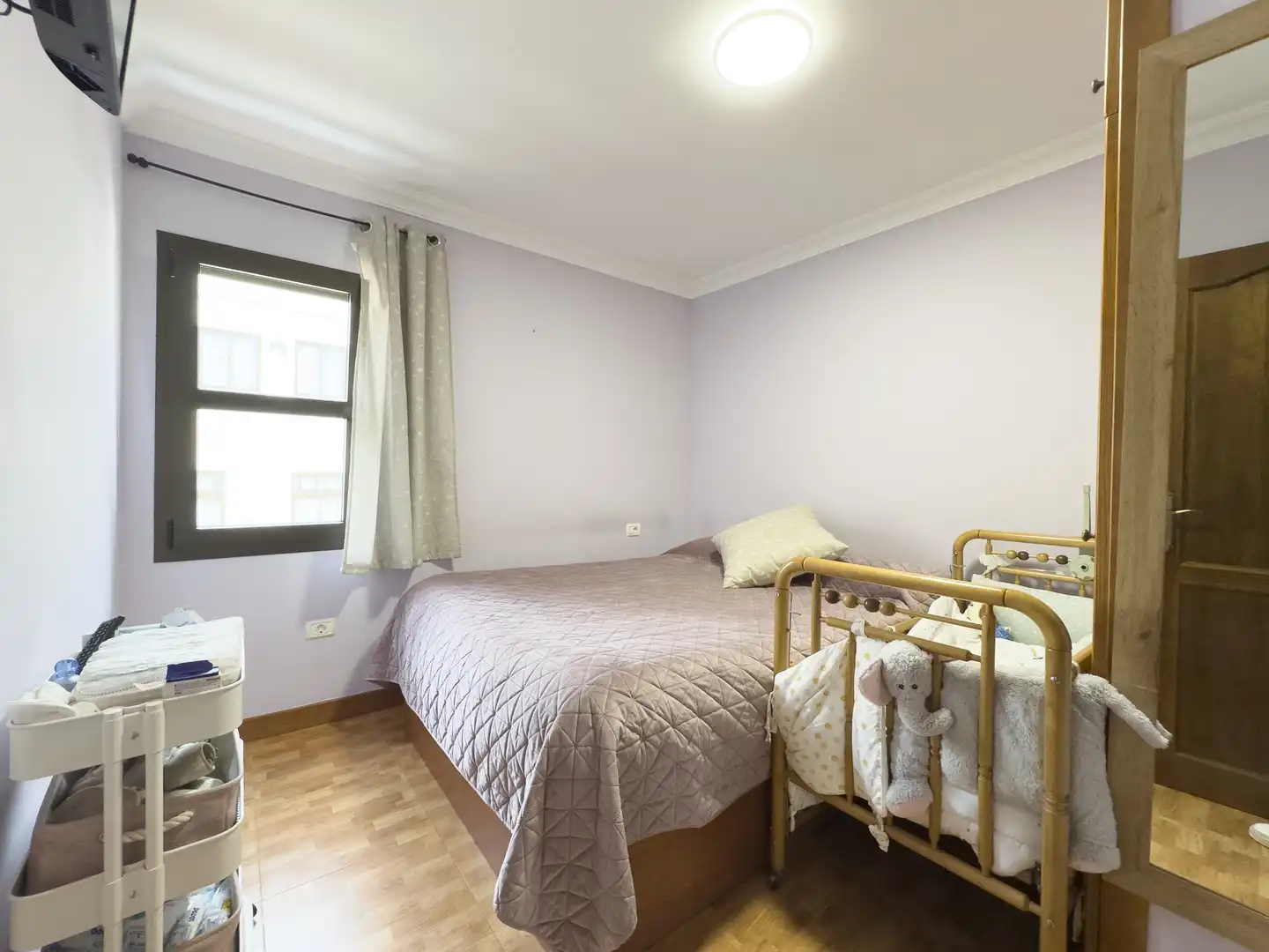 Schlafzimmer von Dachboden zum Verkauf in La Orotava mit Abstellraum und Möbliert