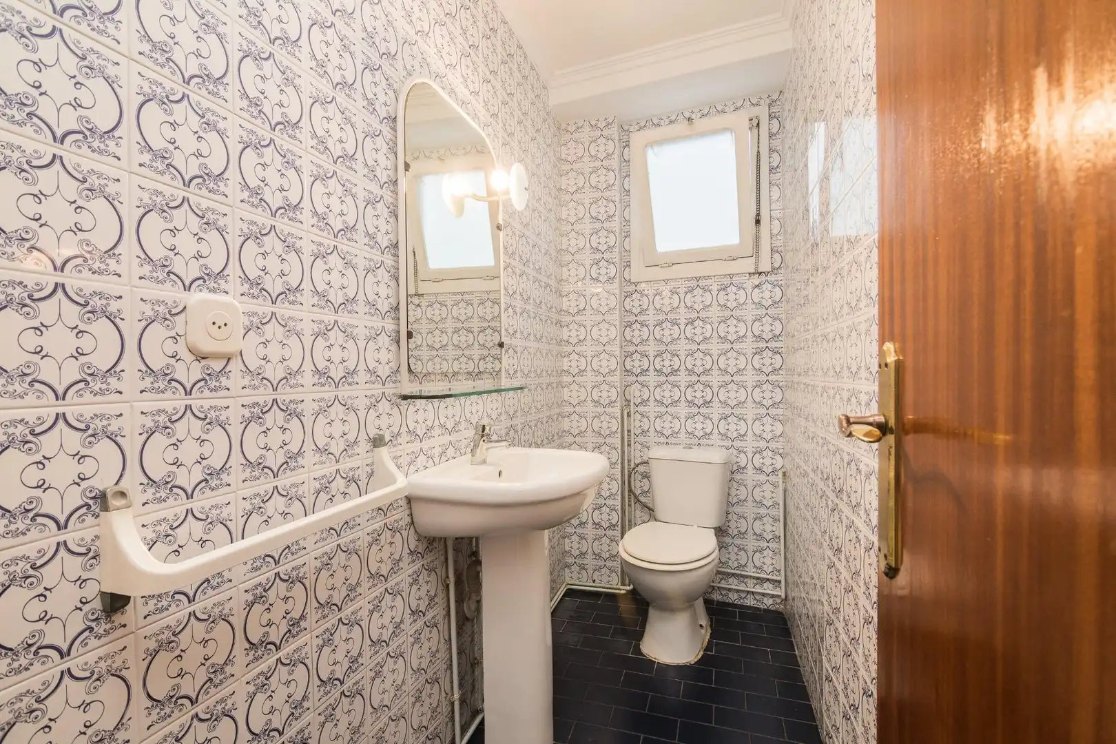 Bathroom of Flat for sale in Elche / Elx  with Balcony