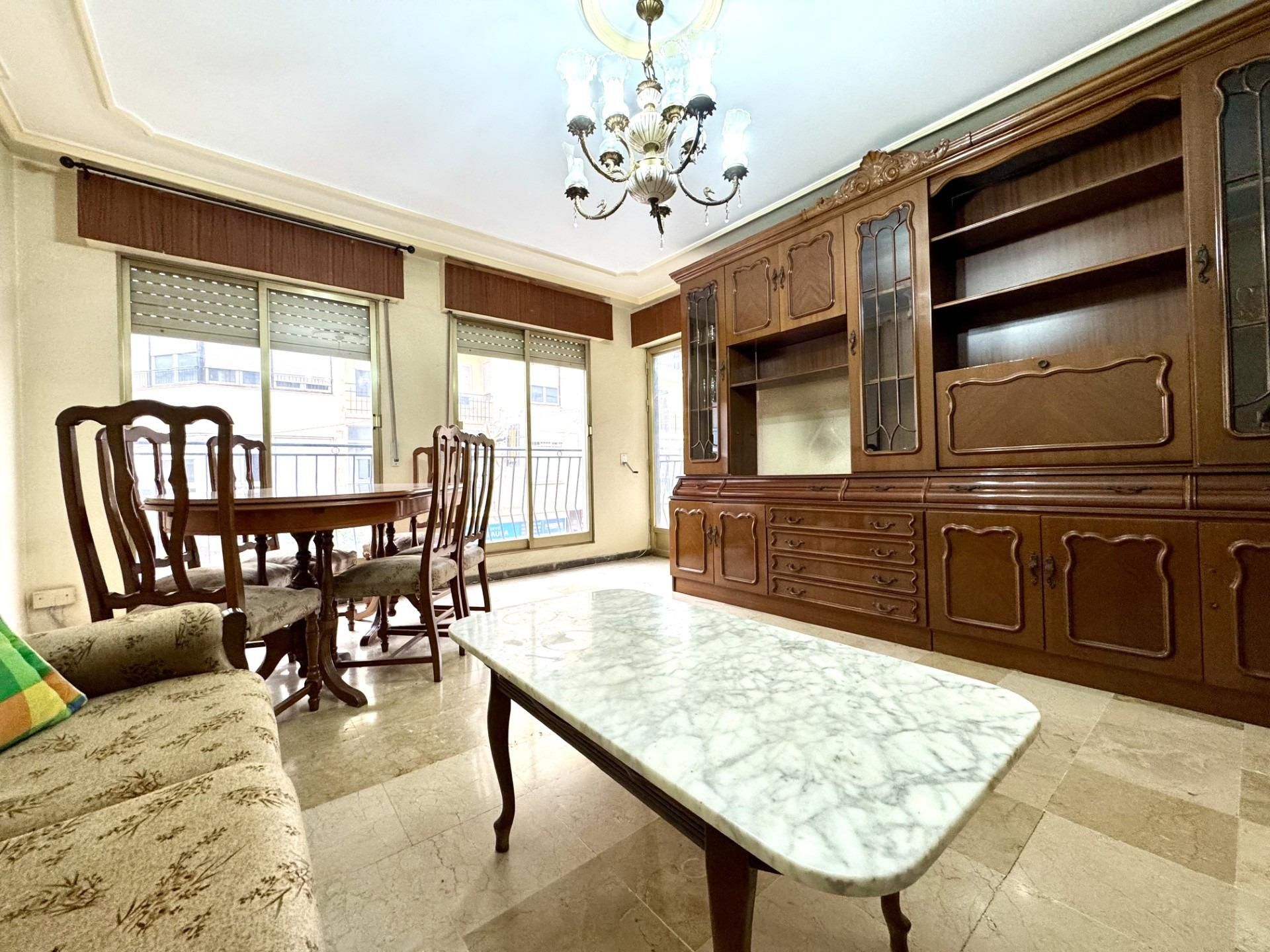 Comedor de Piso en venta en Orihuela con Balcón