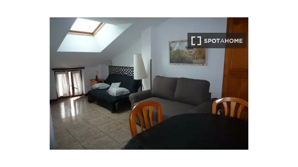Sala d'estar de Apartament per a compartir en Santander amb Aire condicionat, Terrassa i Moblat