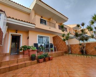 Vista exterior de Casa adosada en venda en San Javier amb Aire condicionat, Calefacció i Terrassa