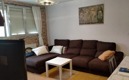 Living room of Flat for sale in Badia del Vallès  with Air Conditioner