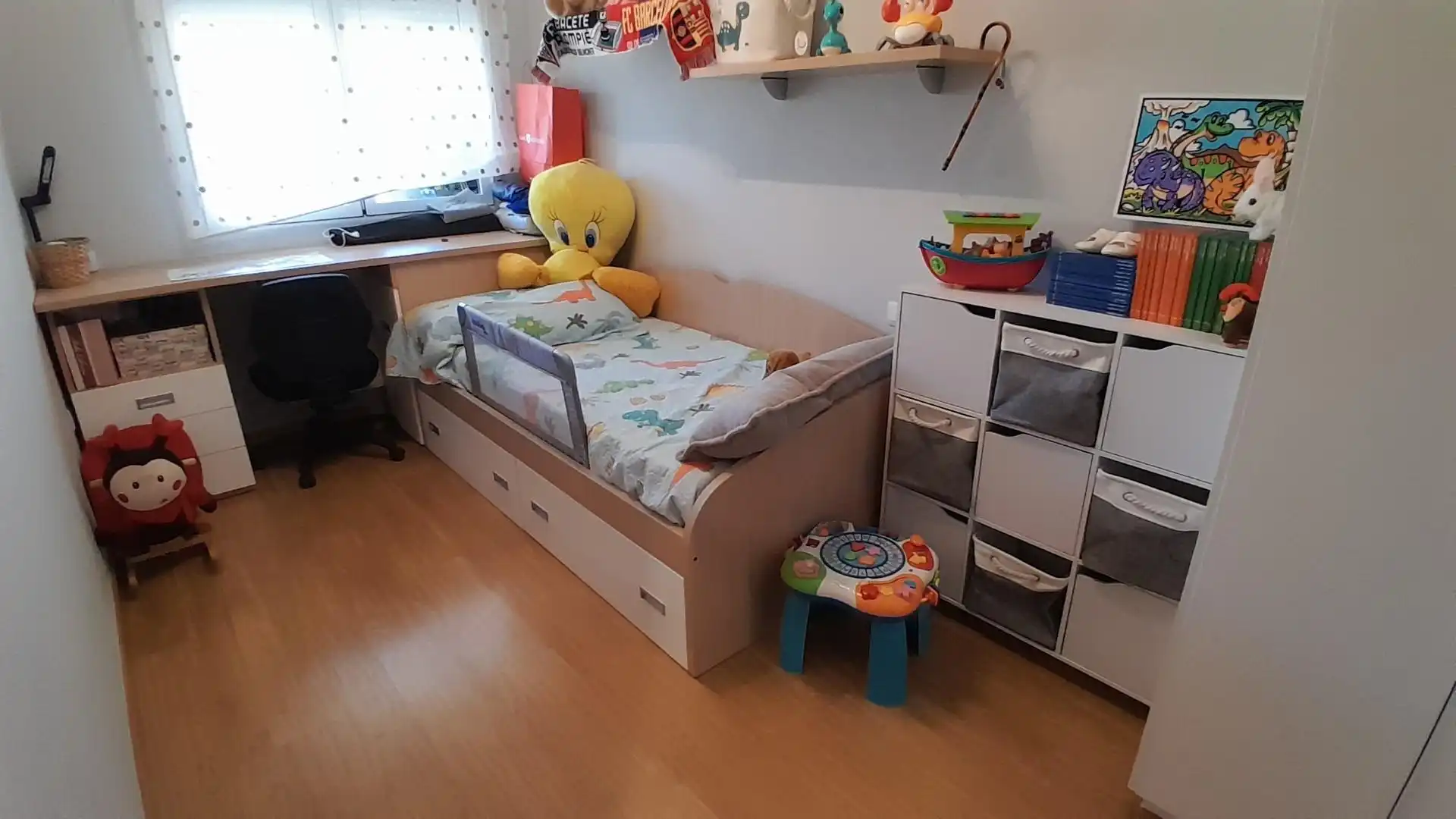 Dormitori de Casa o xalet en venda en Yecla