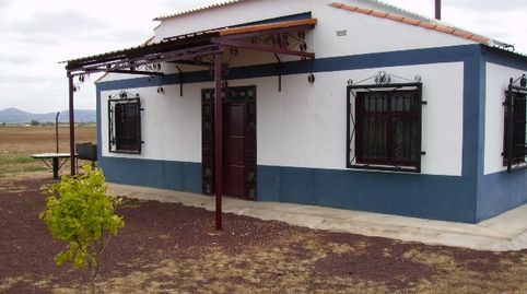 Chalet en venta en Carretera Daimiel, 3 dormitorios.