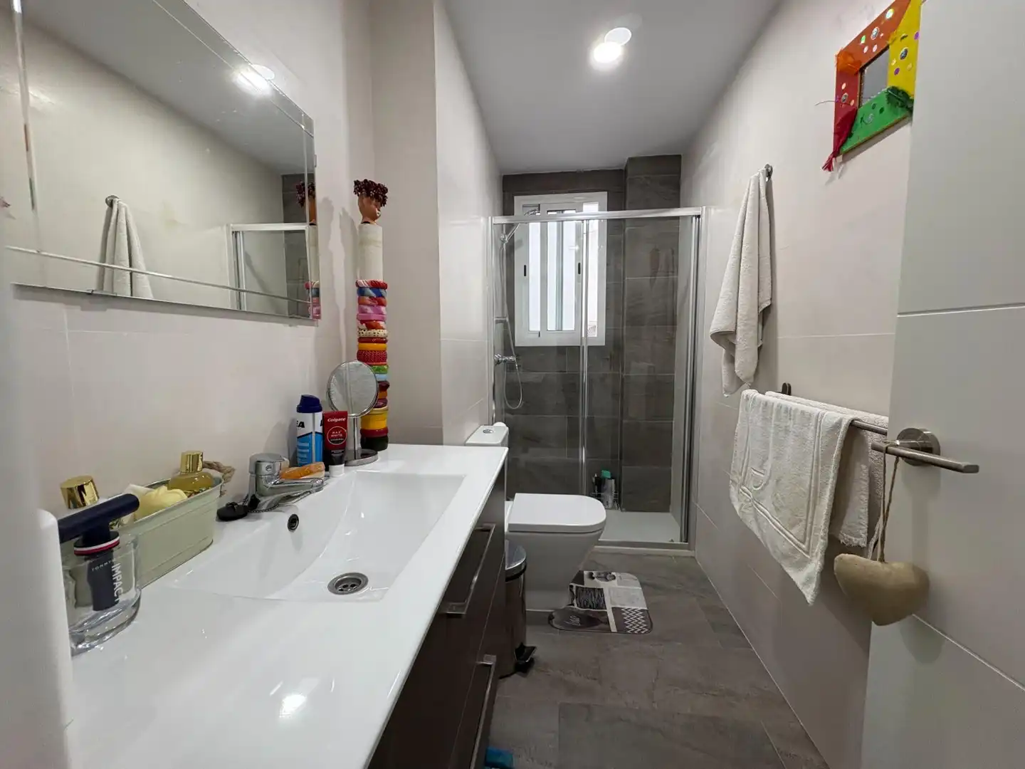 Bathroom of Flat for sale in Málaga  with Air Conditioner, Terrace and Furnished