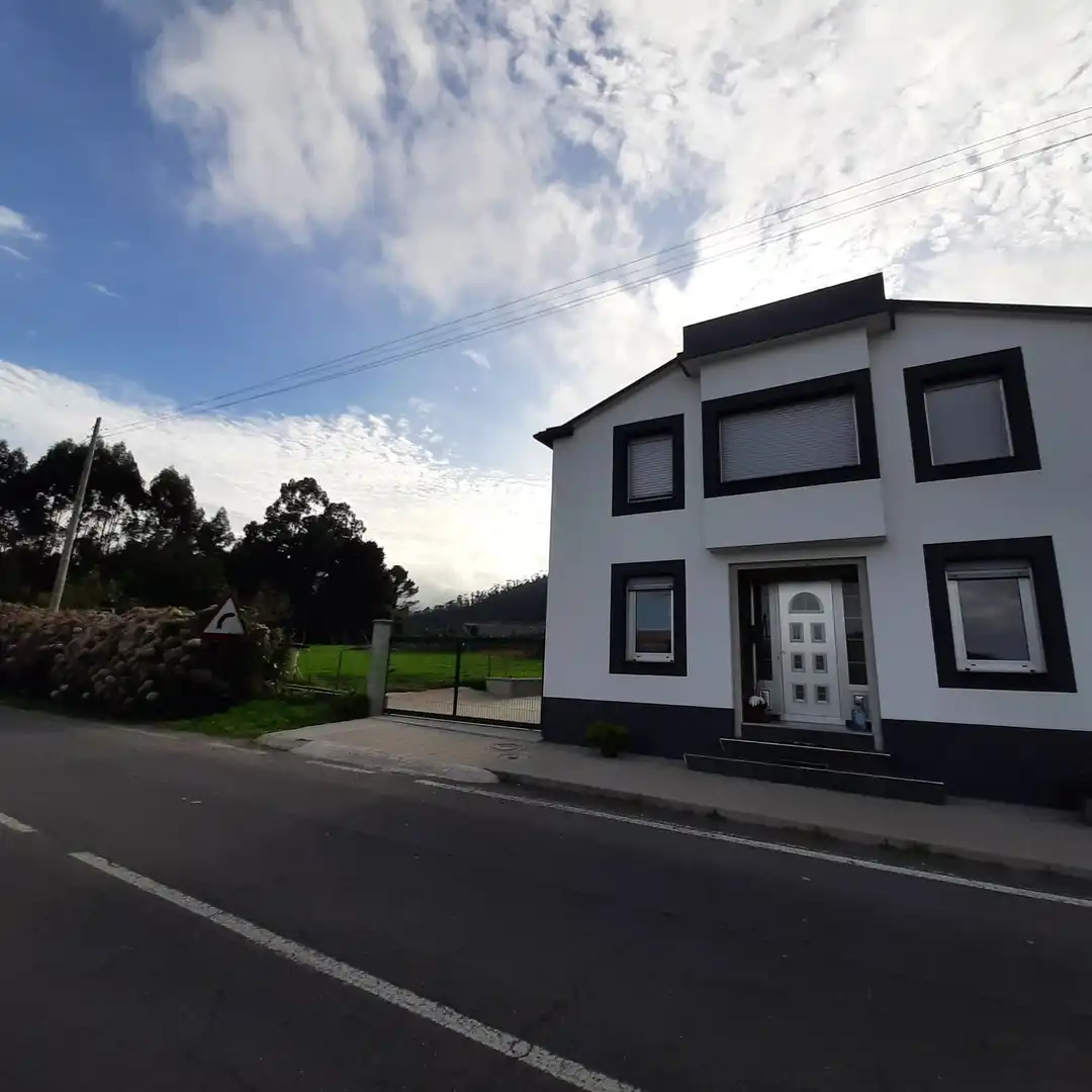 Detached house with garden for sale in LG SAN FIZ 32
